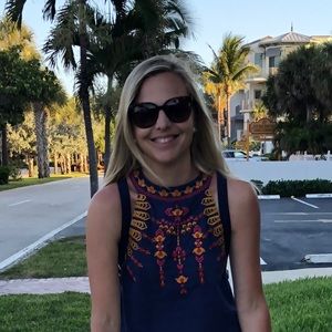 Meet your Posher, Laura